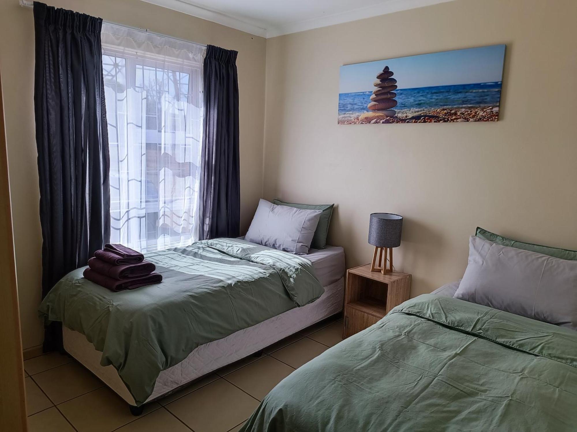 2-bedroom Bliss @17 *